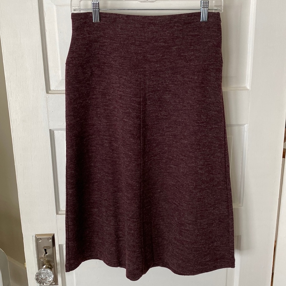 Ann Taylor LOFT Burgundy A Line Knee Length Skirt MODEST Small